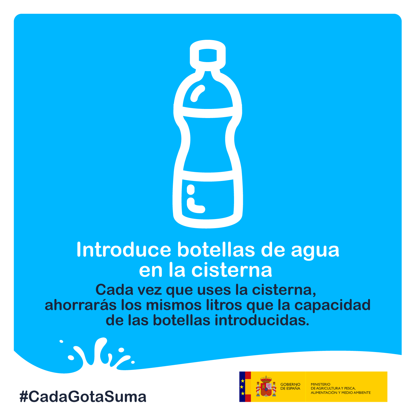 Introduce botellas de agua en la cisterna.
