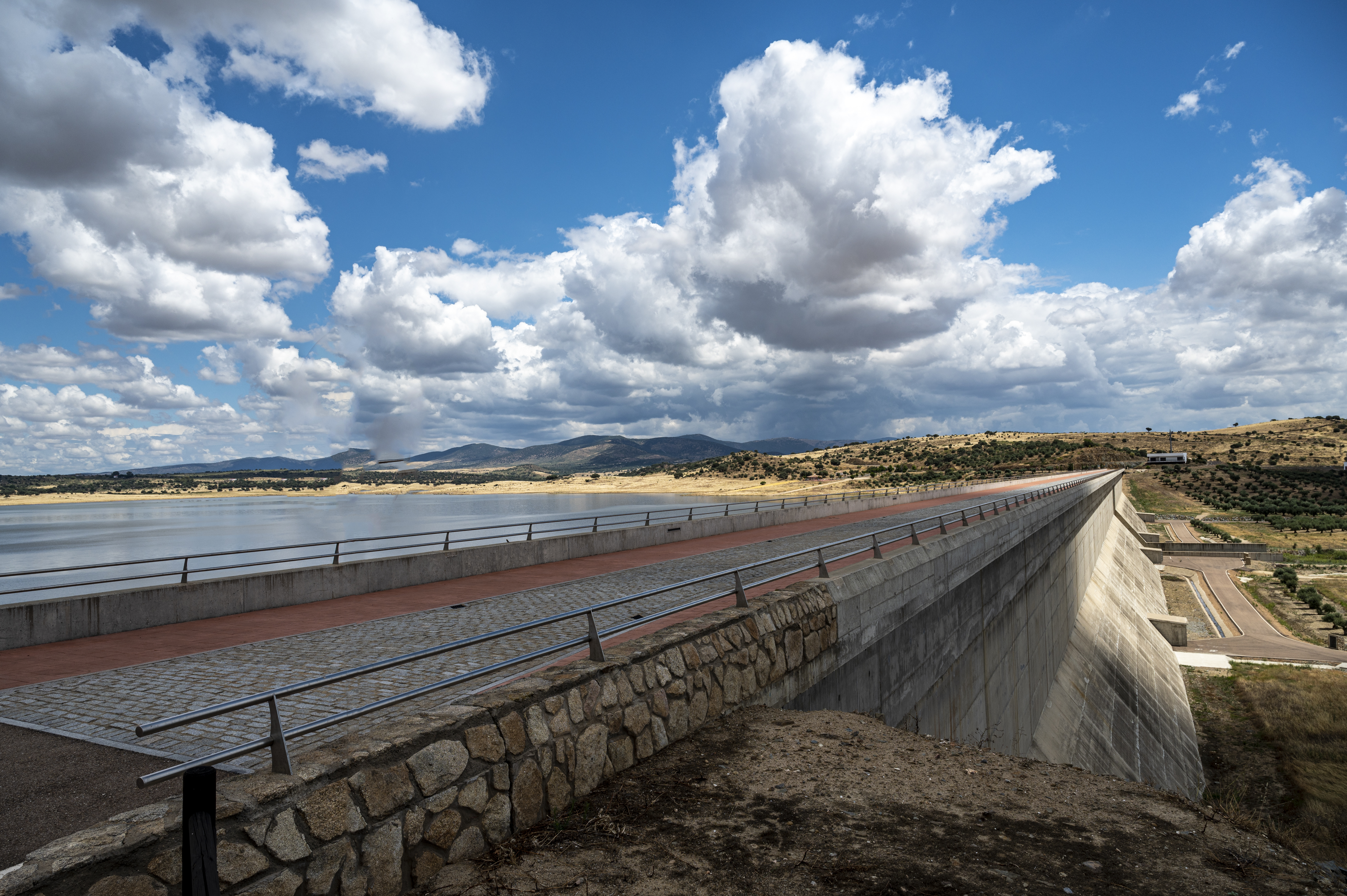 Presa de Alcollarín. 2021