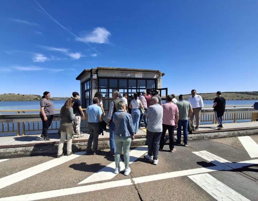 Visita a la presa de La Serena