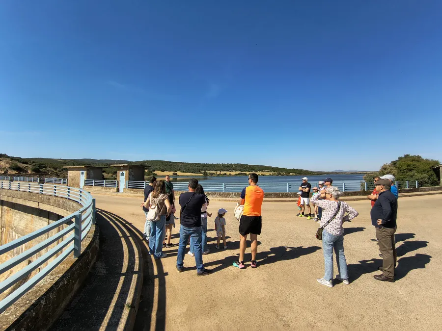Visita a la presa de El Vicario
