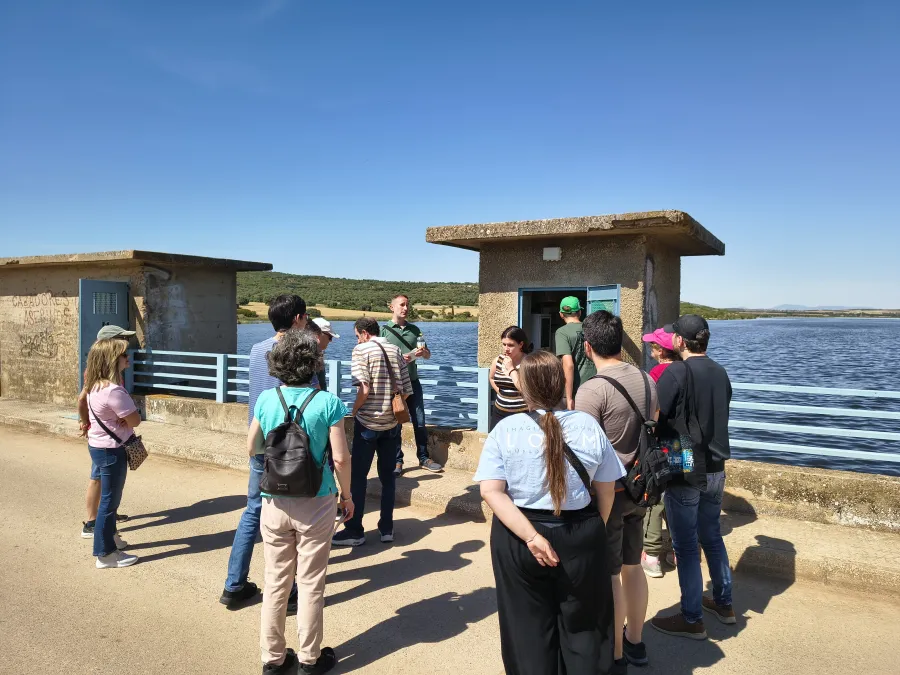 Visita a la presa de El Vicario