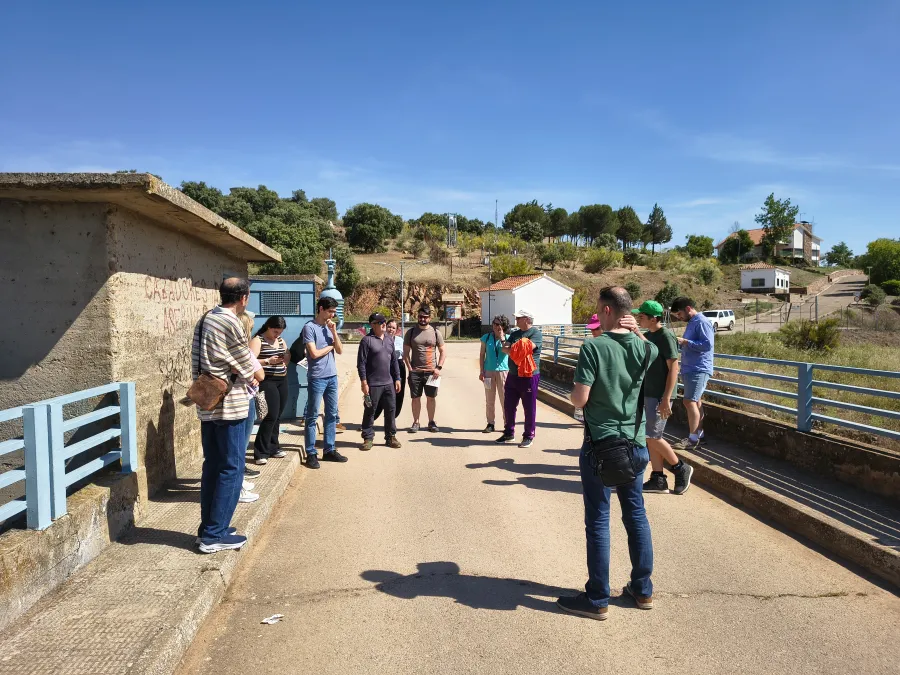 Visita a la presa de El Vicario