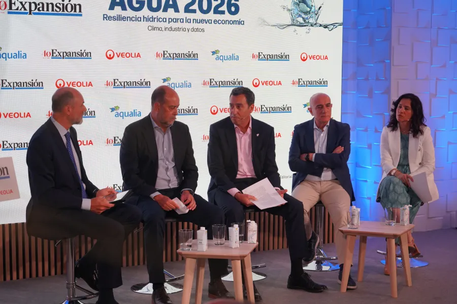 Encuentro Expansión sobre agua