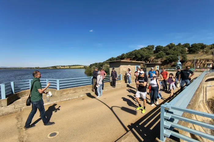 Visita a la presa de El Vicario