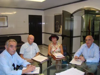 El presidente de CHG informa a representantes de la Universidad de Mayores de Extremadura de las medidas a adoptar en el marco del Plan de Choque...