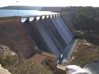 La Presa de Peñarroya Comienza a desembalsar