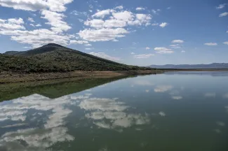 El Comité Permanente de la Comisión de Desembalse de la C.H.G. autoriza un trasvase de 2,5 hm³ desde el embalse de Torre de Abraham hasta el...