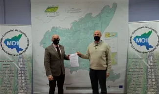 La Confederación Hidrográfica del Guadiana y CUAS Mancha Occidental I prorrogan la encomienda para el control de medición y precintado de las...