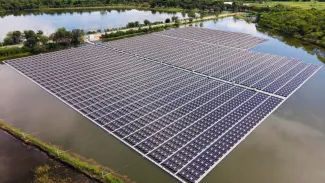 El Gobierno aprueba el real decreto que regula la instalación de plantas fotovoltaicas flotantes en embalses en el dominio público hidráulico