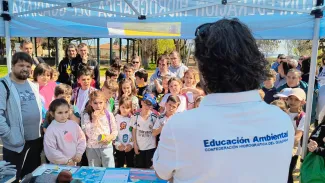Los participantes más pequeños de la jornada de lucha contra la basuraleza celebrada en El Robledo.