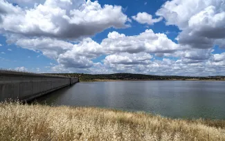 Embalse Alcollarín