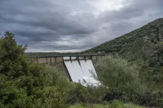 Presa de Villar de Rey, hoy, aliviando.