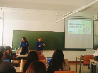 Primera sesión de la formación en educación ambiental llevada a cabo en la UCLM.