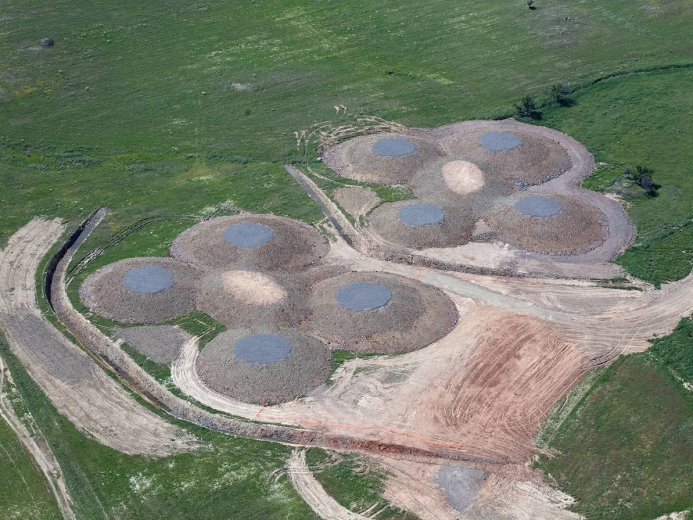 Presa de Villalba de los Barros - Construcción de islas para avifauna